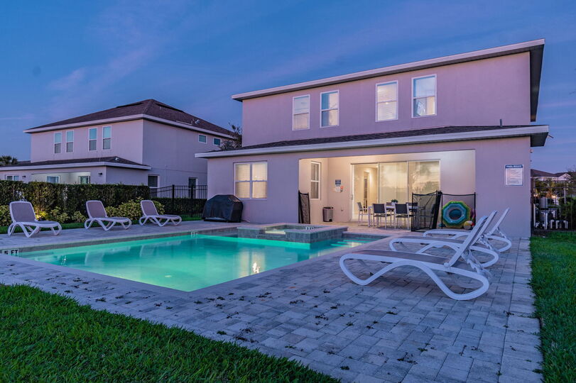 Najemite popolno vilo s 5 spalnicami, Encore Resort Villa 6416