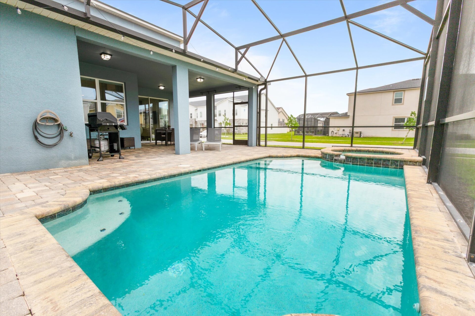 Pool Deck (Angle)