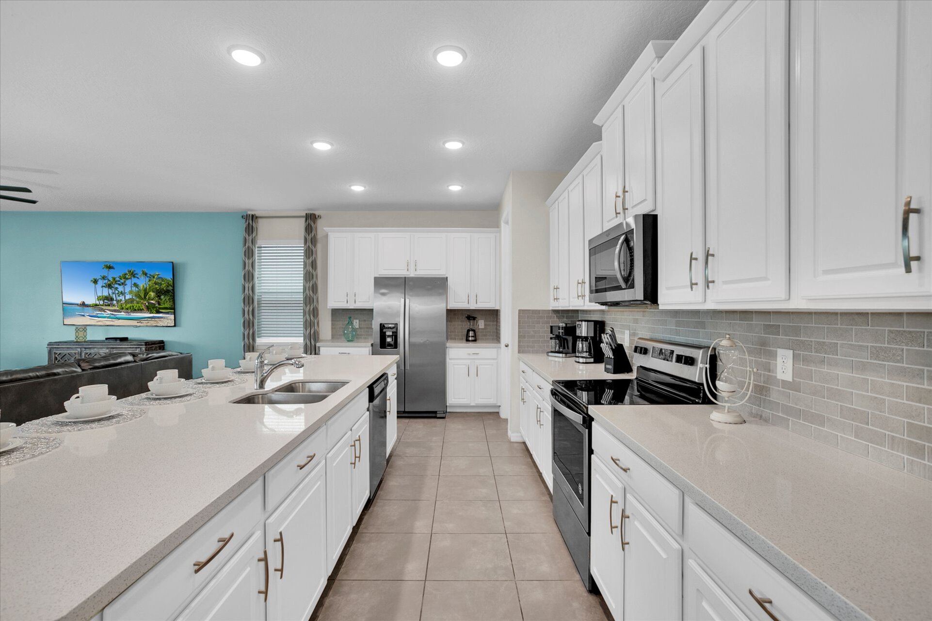 Kitchen (Angle 2)