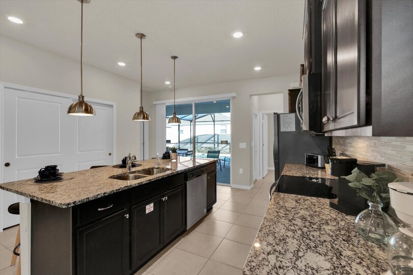 Kitchen (Angle)