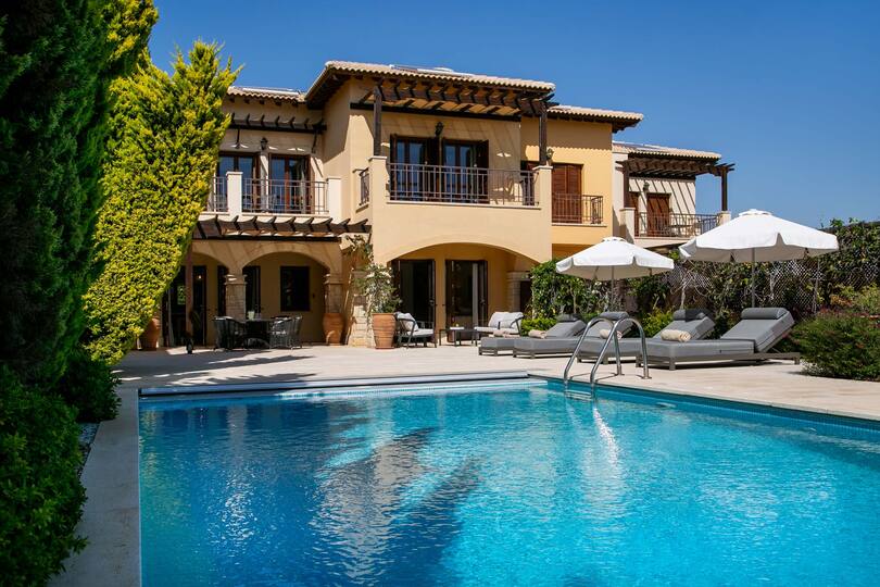Luksuzna vila Retreat z neprimerljivo eleganco in spokojnostjo, Paphos, Cyprus