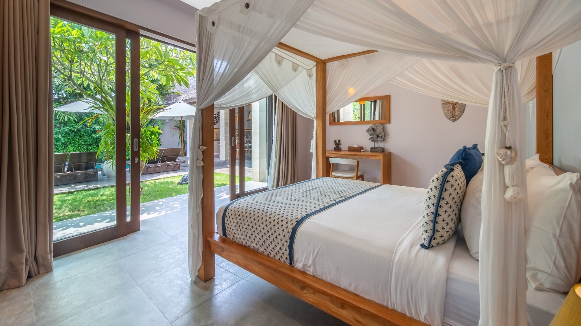 Luksuzna vila s 6 spalnicami v Seminyaku, Bali Villa 2245