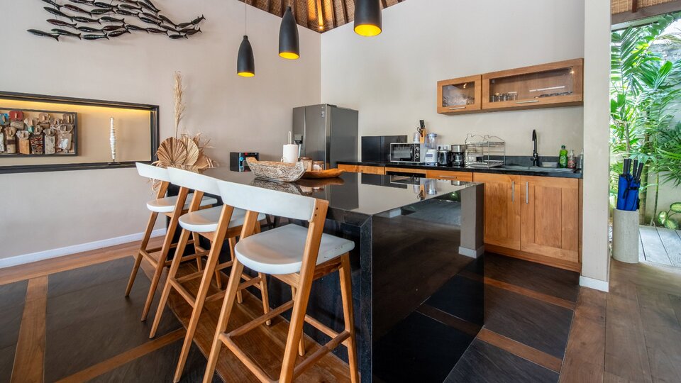 Luksuzna vila s 6 spalnicami v Seminyaku, Bali Villa 2245