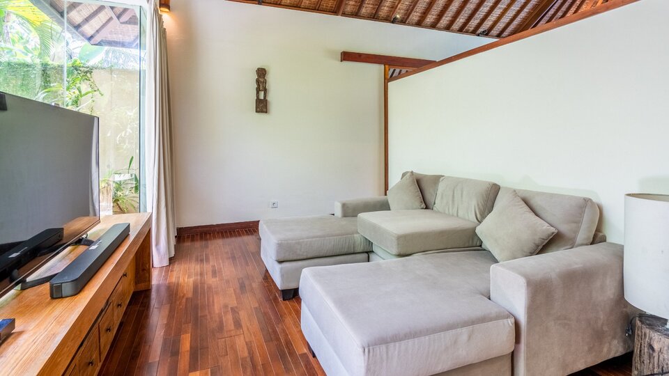 Najemite svojo lastno zasebno vilo s 5 zvezdicami v Seminyaku po najboljši ceni, Bali Villa 2246