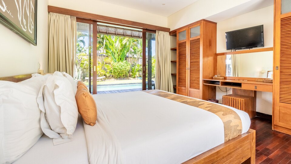 Najemite svojo lastno zasebno vilo s 5 zvezdicami v Seminyaku po najboljši ceni, Bali Villa 2246
