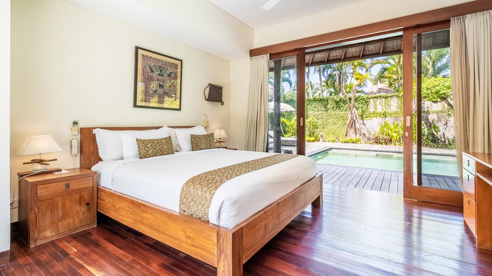 Najemite svojo lastno zasebno vilo s 5 zvezdicami v Seminyaku po najboljši ceni, Bali Villa 2246