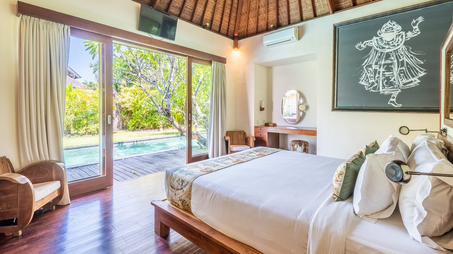Najemite svojo lastno zasebno vilo s 5 zvezdicami v Seminyaku po najboljši ceni, Bali Villa 2246