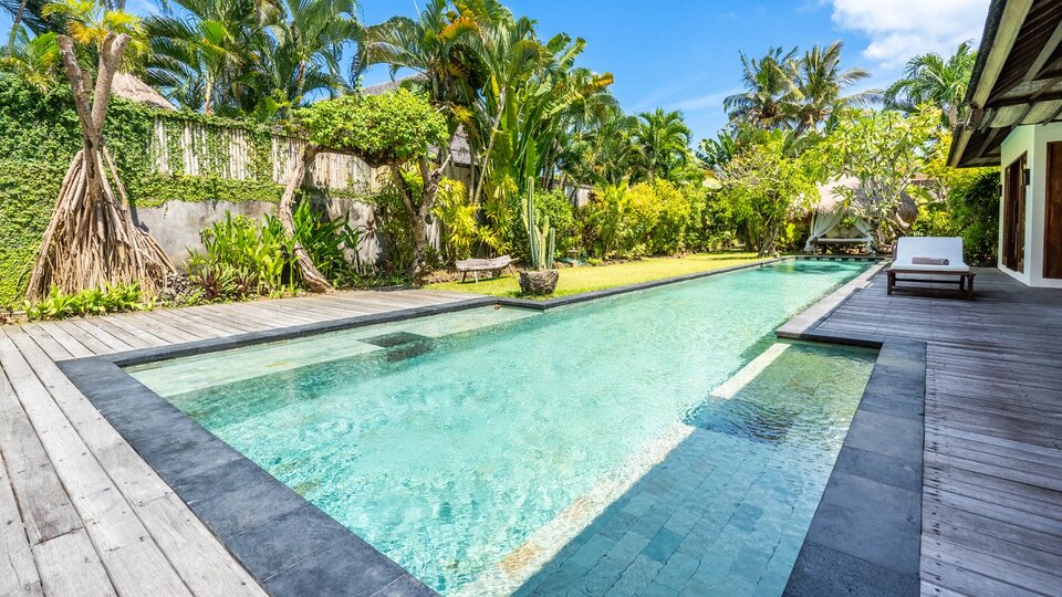 Najemite svojo lastno zasebno vilo s 5 zvezdicami v Seminyaku po najboljši ceni, Bali Villa 2246