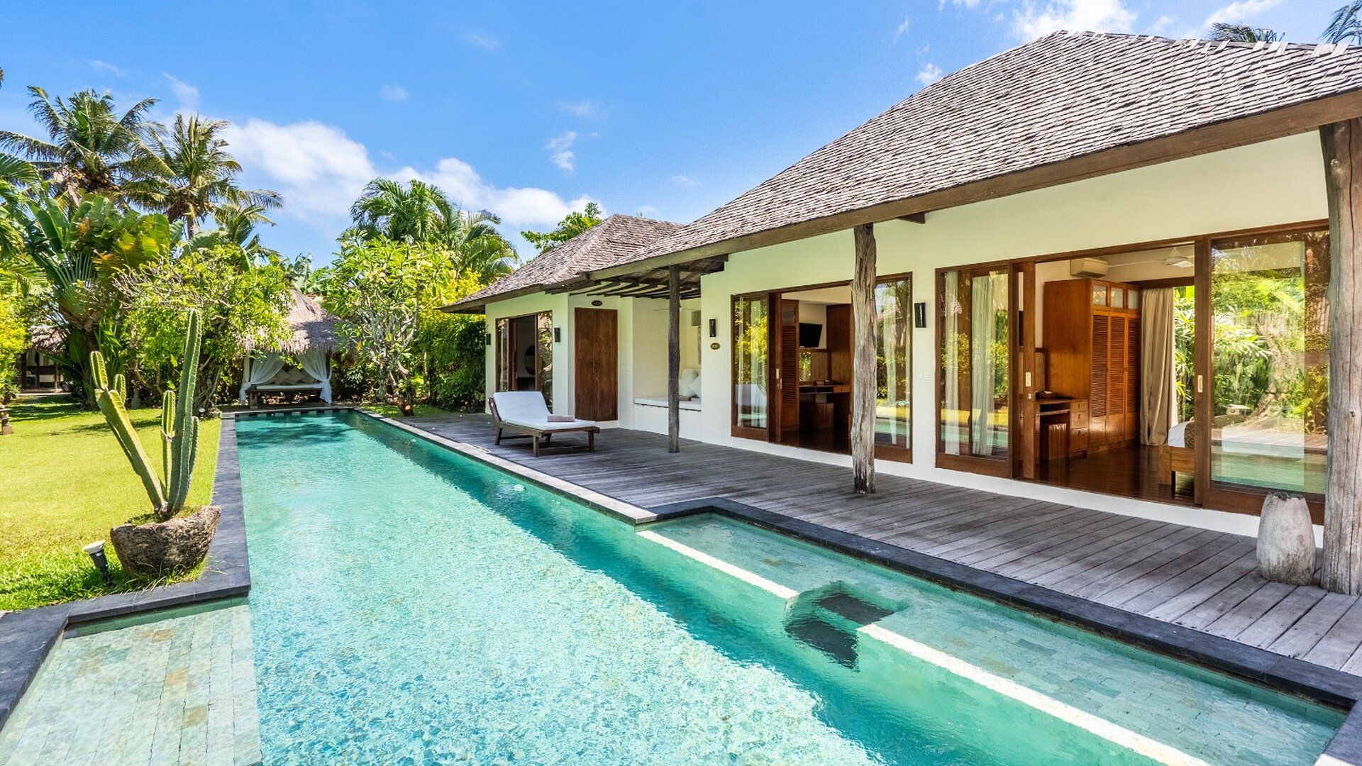 Najemite svojo lastno zasebno vilo s 5 zvezdicami v Seminyaku po najboljši ceni, Bali Villa 2246