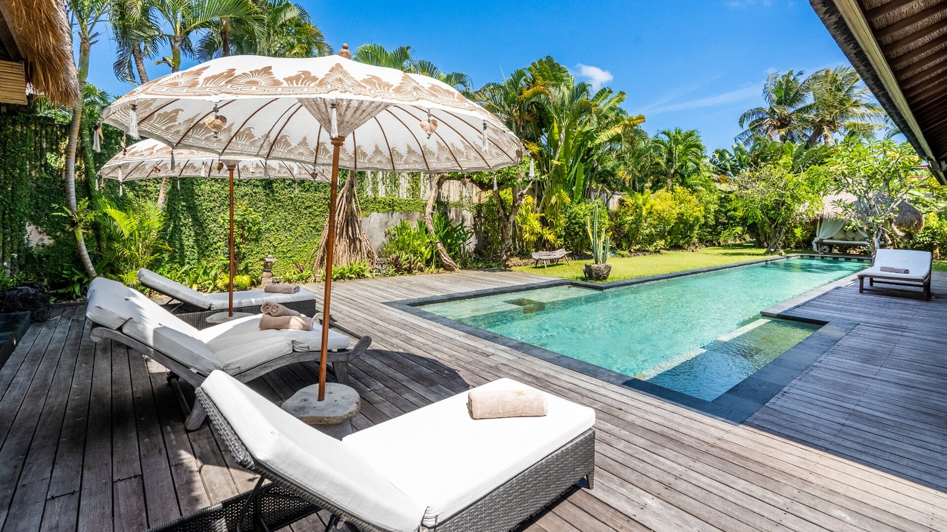 Najemite svojo lastno zasebno vilo s 5 zvezdicami v Seminyaku po najboljši ceni, Bali Villa 2246