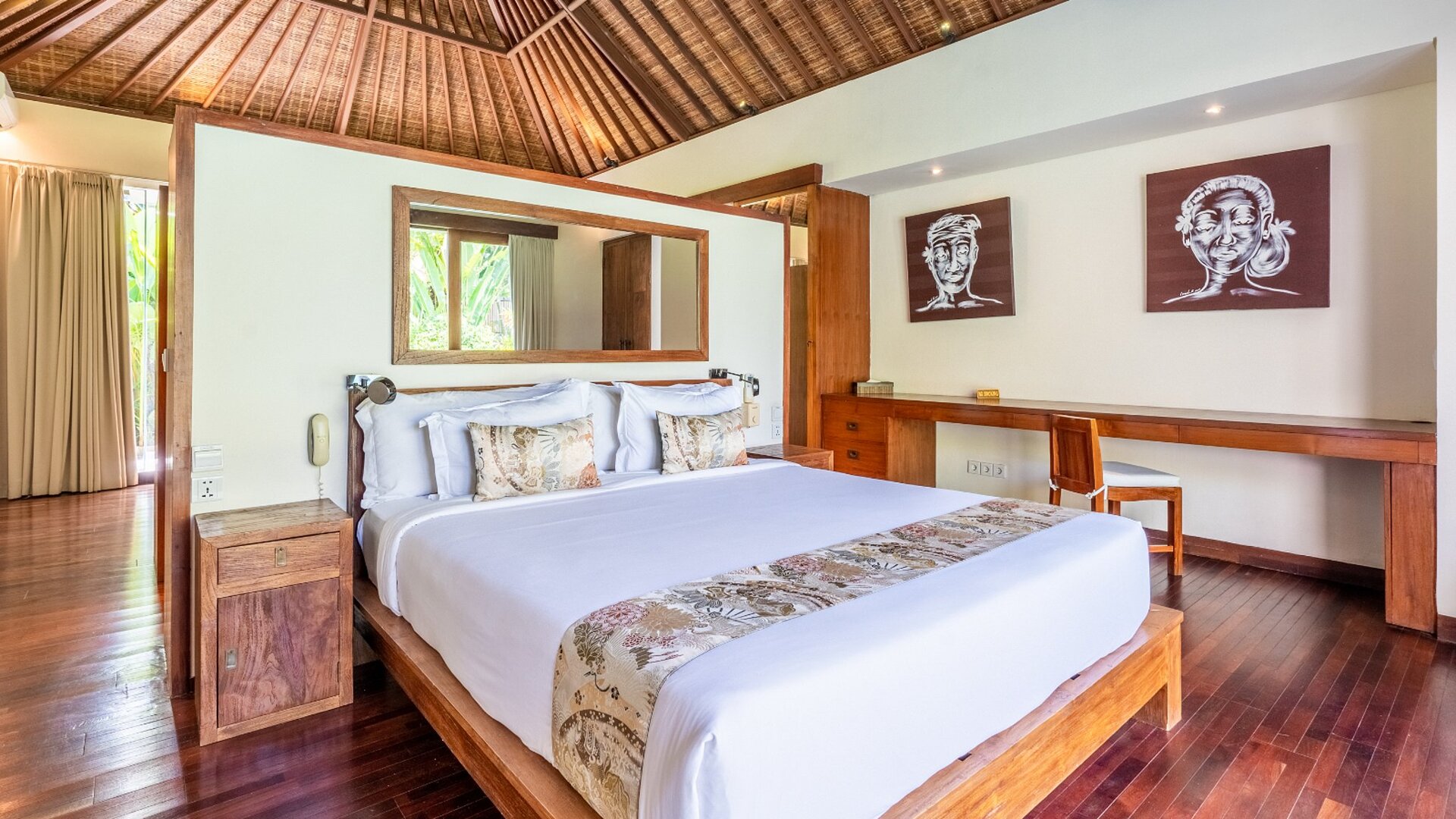 Najemite svojo lastno zasebno vilo s 5 zvezdicami v Seminyaku po najboljši ceni, Bali Villa 2246