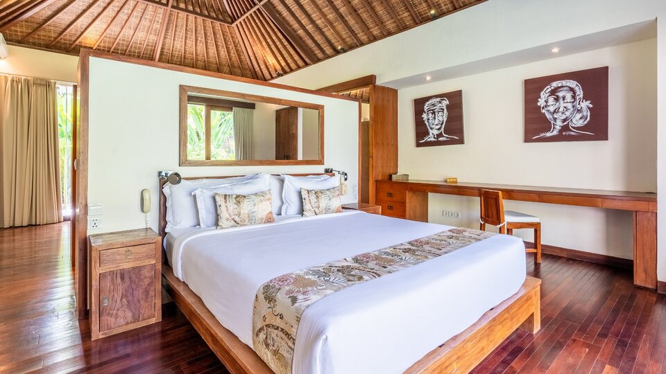 Najemite svojo lastno zasebno vilo s 5 zvezdicami v Seminyaku po najboljši ceni, Bali Villa 2246