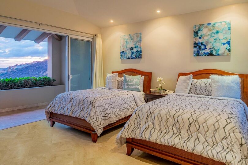 Doživite neprekosljivo luksuzno vilo v Cabo San Lucas Villa 1053