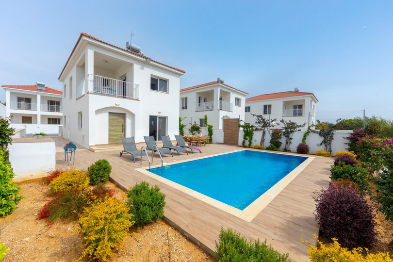 Osupljiva vila s panoramskim razgledom na zaliv Ayia Napa, vila Ayia Napa 1389