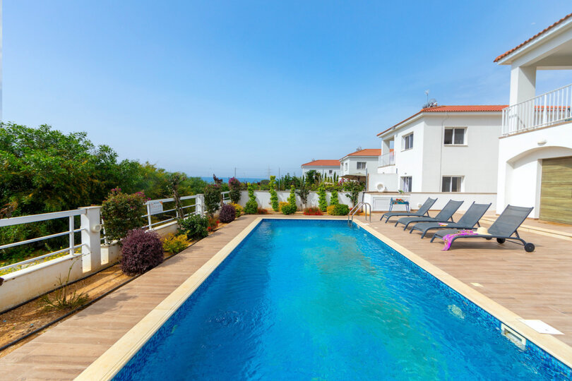 Osupljiva vila s panoramskim razgledom na zaliv Ayia Napa, vila Ayia Napa 1389