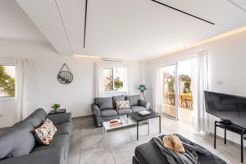 Osupljiva vila s panoramskim razgledom na zaliv Ayia Napa, vila Ayia Napa 1389