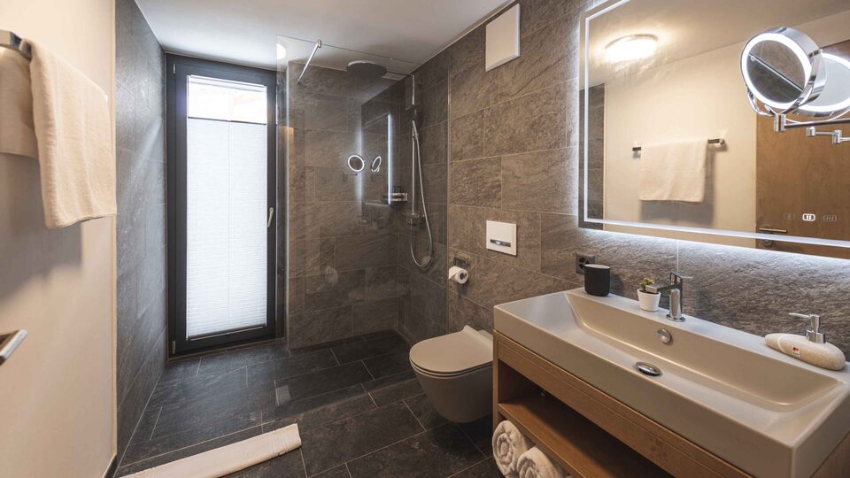 Sprejmite veličastje narave in izvrstno razkošje, Valais Chalet 1392