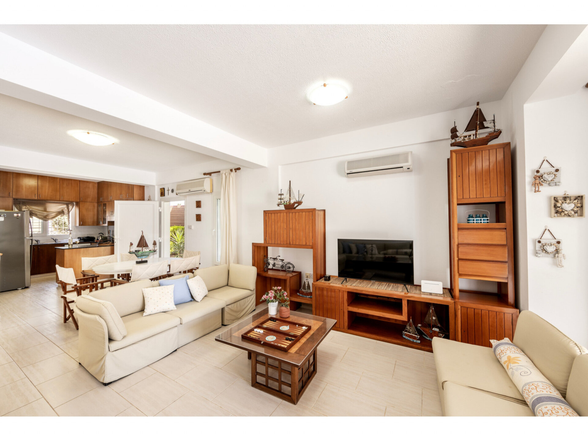 5 Star Villa Holidays ponosno predstavlja Protaras Villa 1720