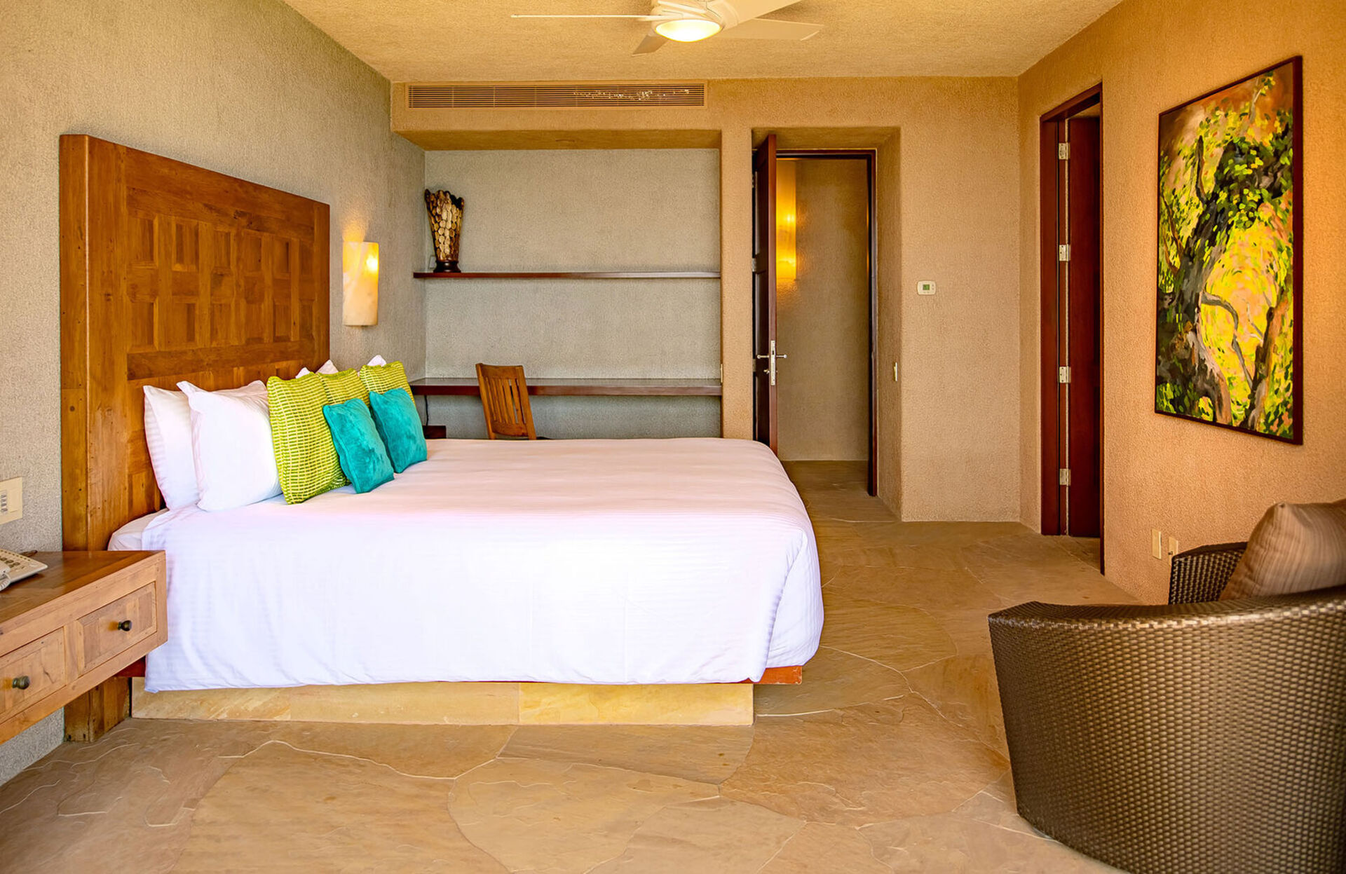 Vrhunsko razkošje in nepozabni razgledi vas čakajo v vili Cabo San Lucas 1053