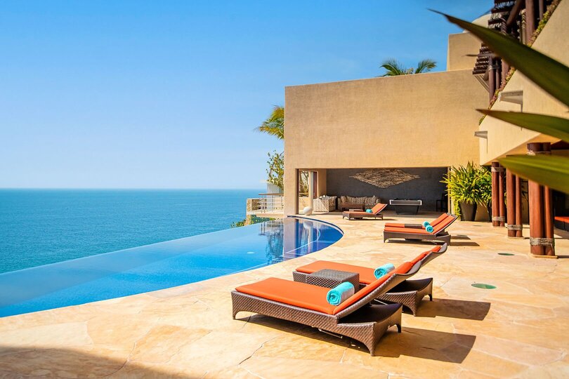 Vrhunsko razkošje in nepozabni razgledi vas čakajo v vili Cabo San Lucas 1053, Cabo San Lucas, Mexico