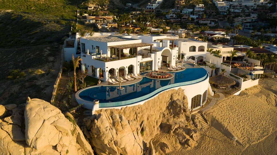 Doživite razkošje brez primere v Cabo San Lucas Villa 1055