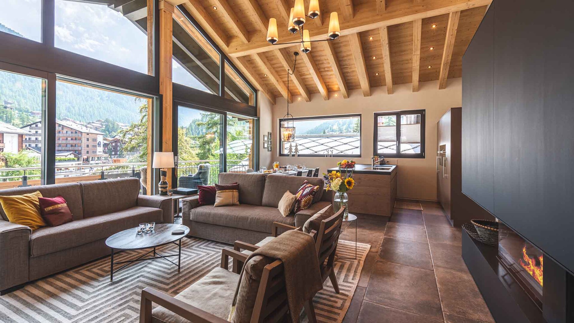 Doživite razkošje z razgledom na gore, Valais Chalet 1395