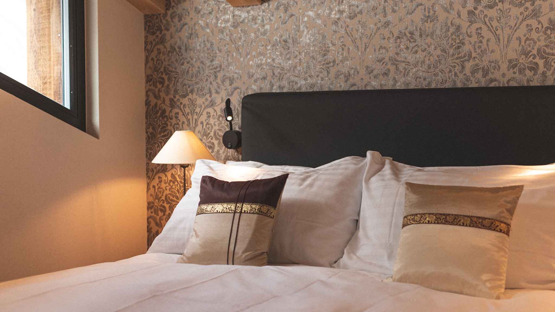 Doživite razkošje z razgledom na gore, Valais Chalet 1395