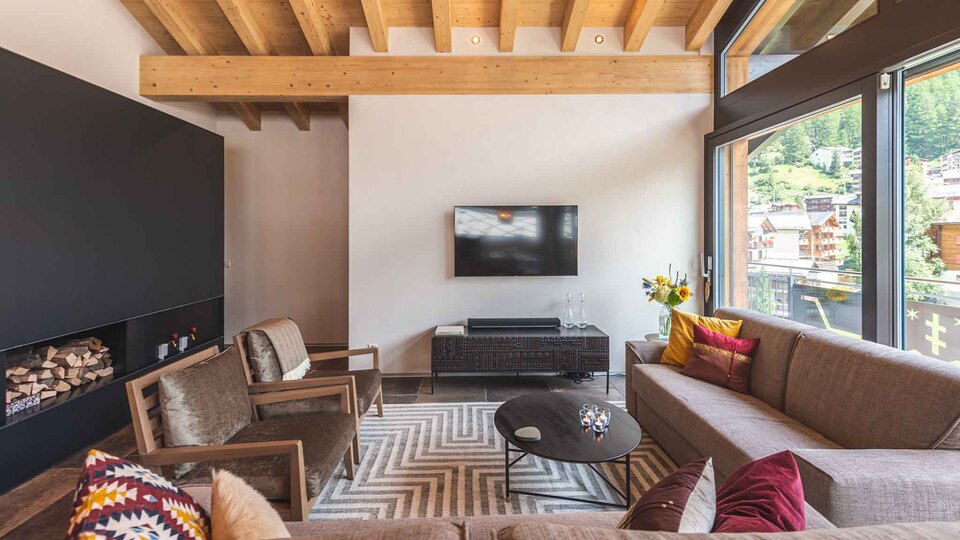 Doživite razkošje z razgledom na gore, Valais Chalet 1395