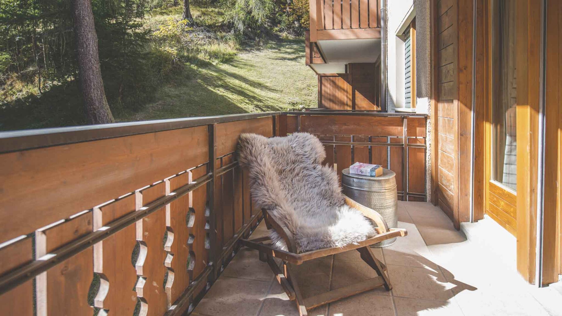 Razkošno alpsko počitniško naselje s slikovitim razgledom in odličnim dostopom