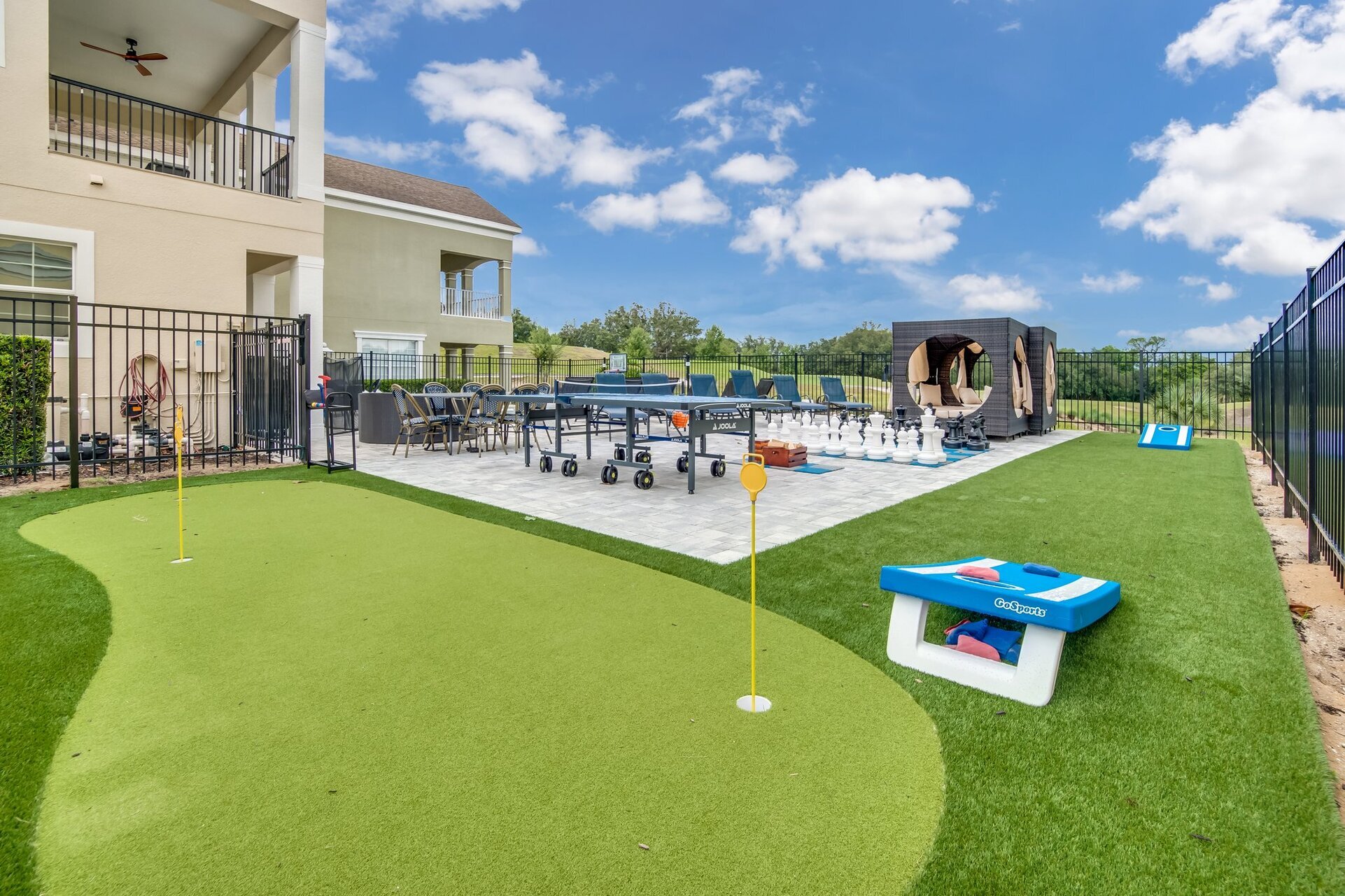 Osupljiva vila z 8 spalnicami v Orlando Oasis, 6513
