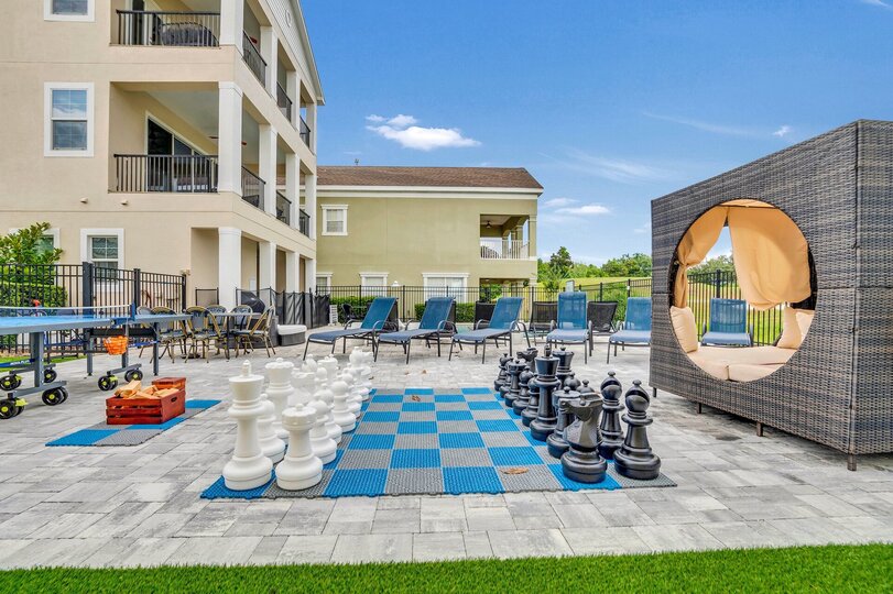 Osupljiva vila z 8 spalnicami v Orlando Oasis, 6513