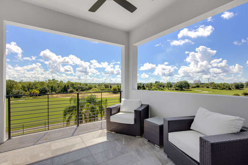 Unwind with a great view of the Grande from your second floor balcony