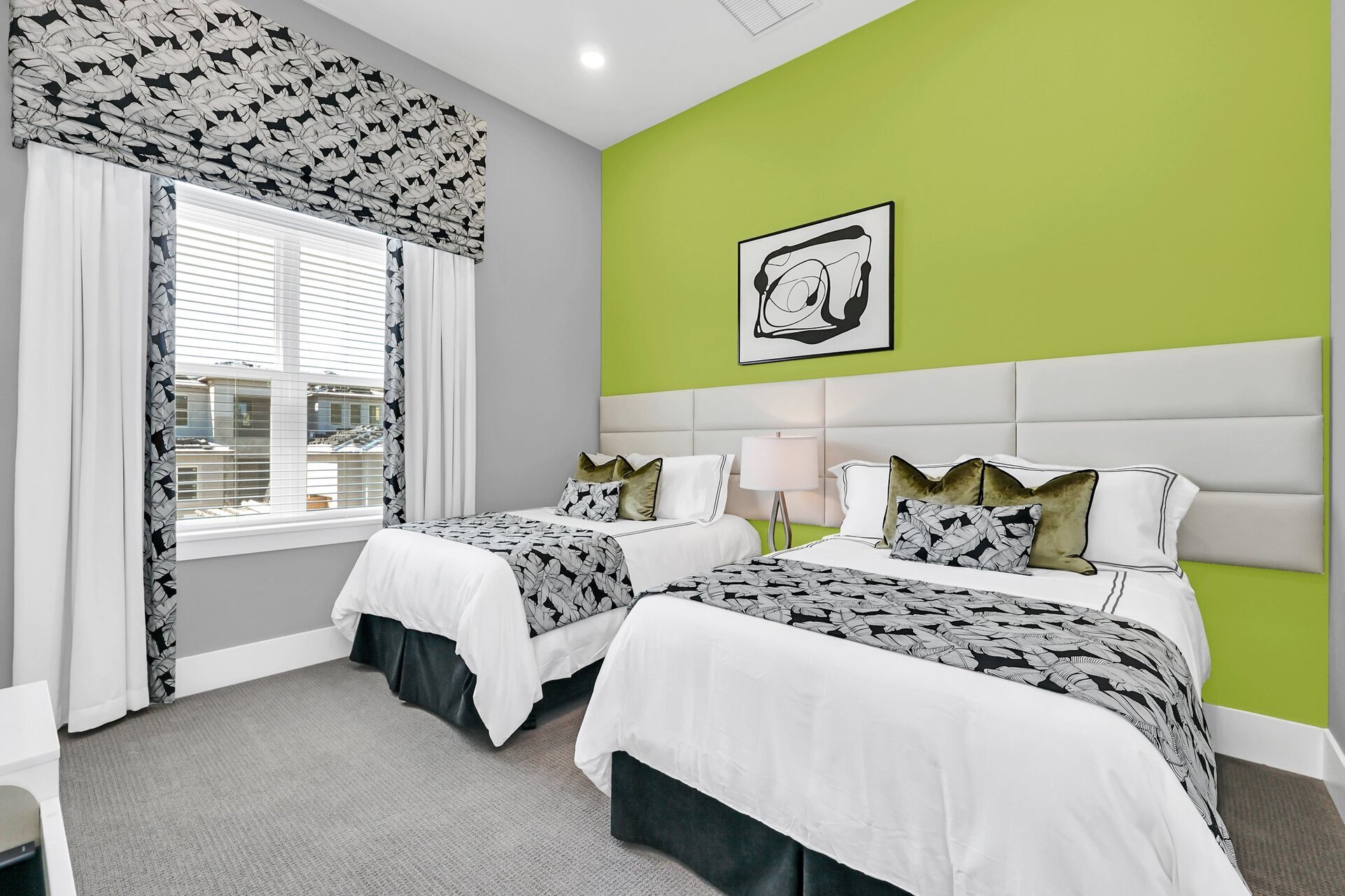 Serene 10 Bedroom Haven v Orlandu, 6630