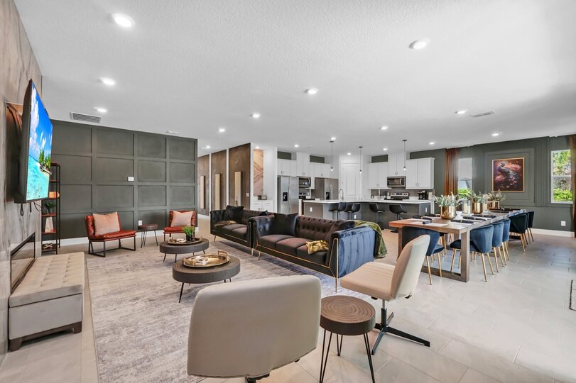 The open floor plan makes it comfortable for the whole family to join together.