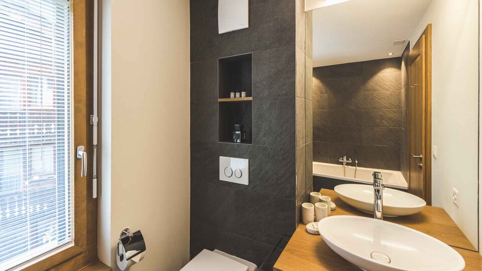 Prepustite se alpskemu razkošju: Razkošen pobeg z neprekosljivo eleganco