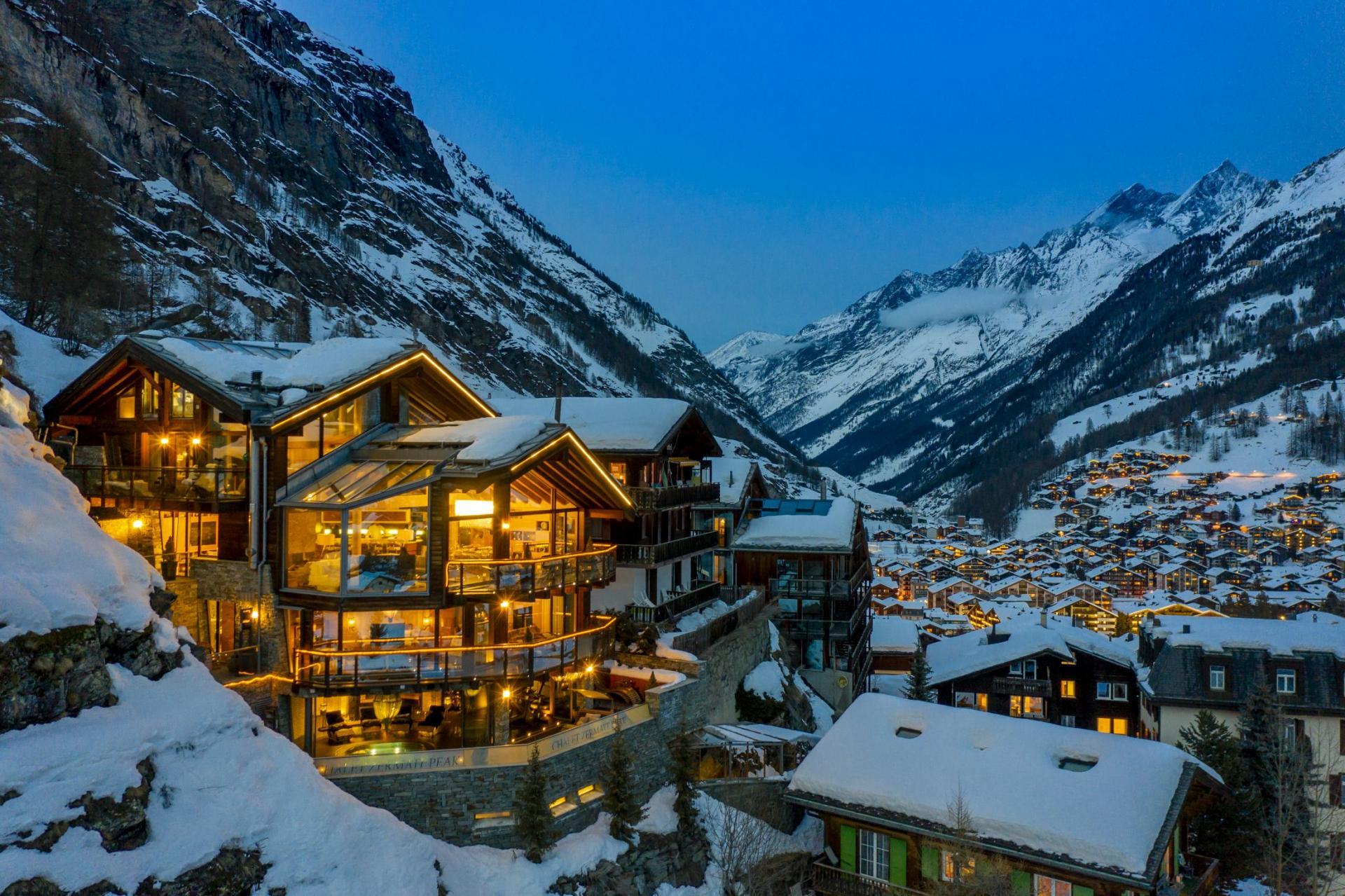Razgledi na Matterhorn in alpska eleganca, luksuzna koča v Valaisu 1407