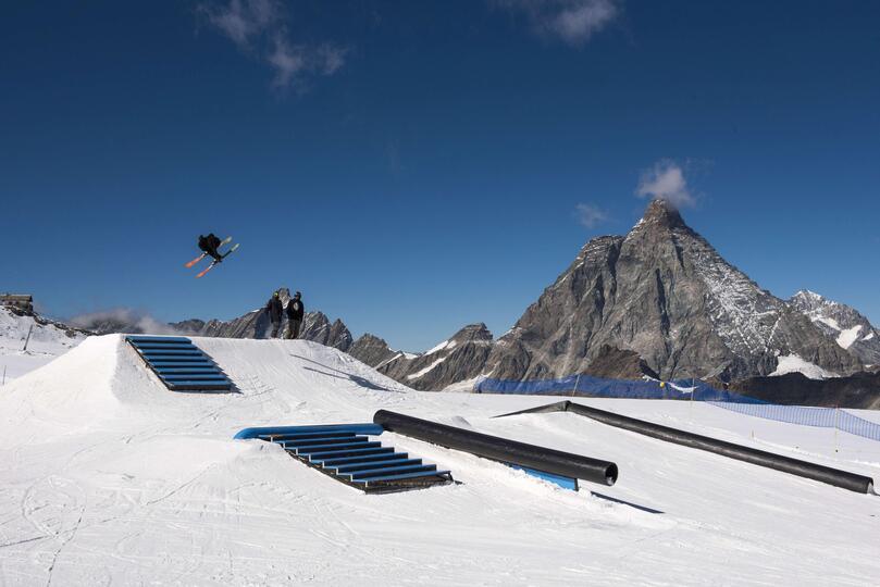 Razgledi na Matterhorn in alpska eleganca, luksuzna koča v Valaisu 1407