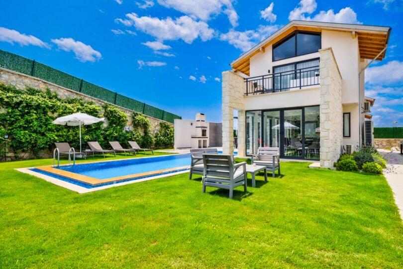 Your Villa for Slow, Easy Getaways 1049