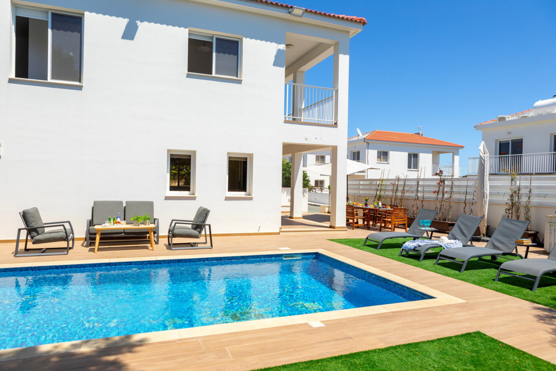 Svetišče Ayia Napa: Čudovita vila s 4 spalnicami, 1393