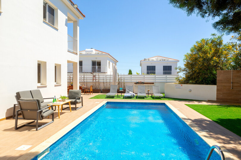Svetišče Ayia Napa: Čudovita vila s 4 spalnicami, 1393