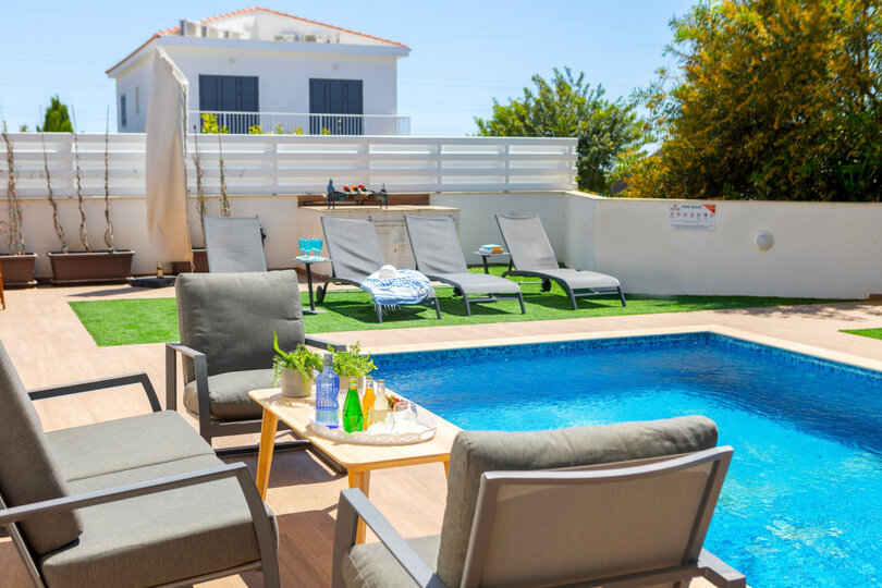 Svetišče Ayia Napa: Čudovita vila s 4 spalnicami, 1393