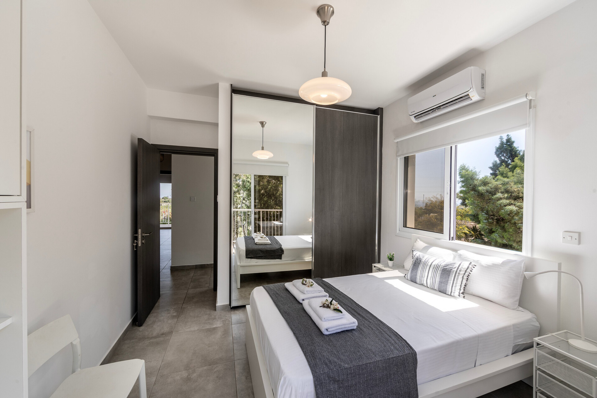 Svetišče Ayia Napa: Čudovita vila s 4 spalnicami, 1393