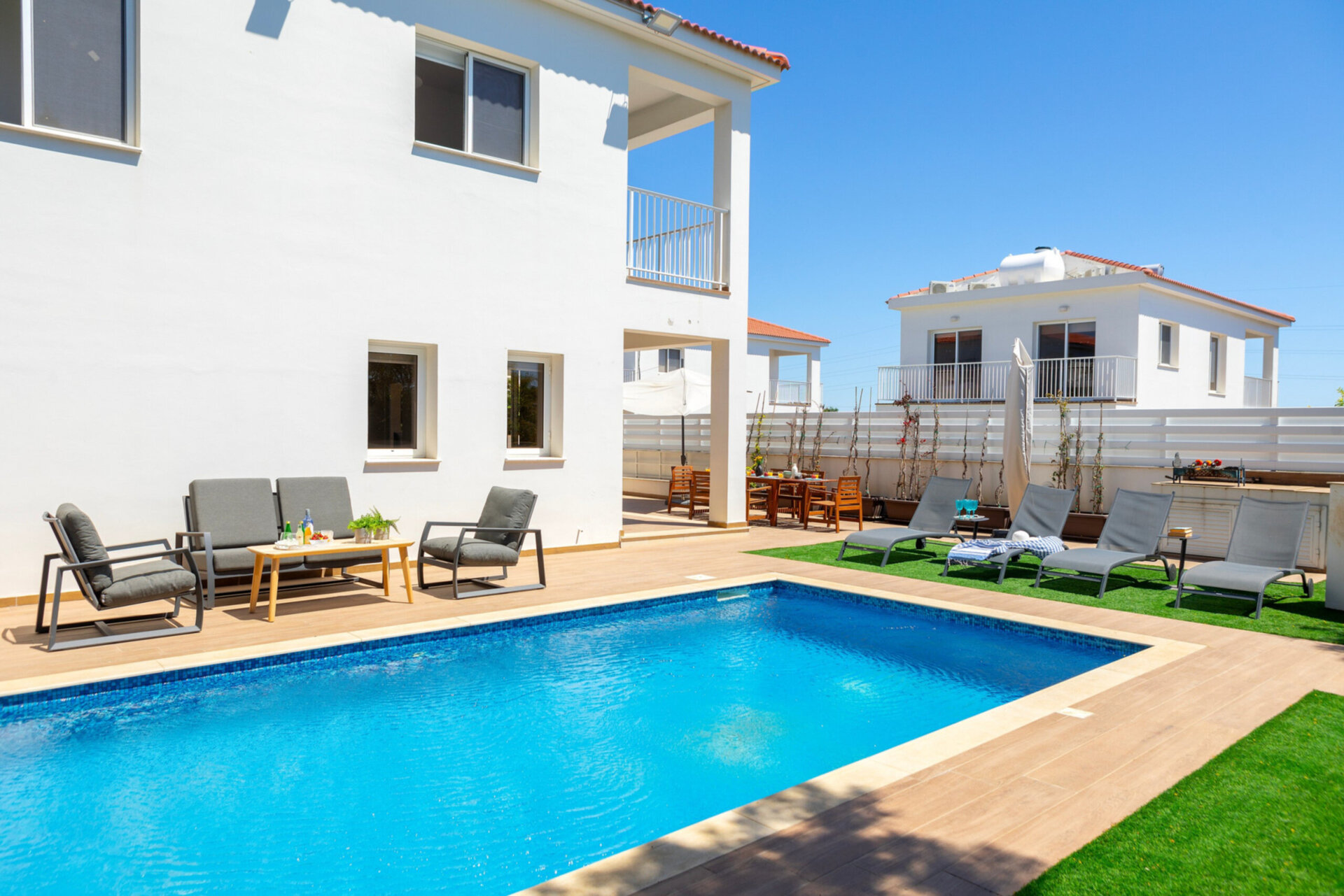 Svetišče Ayia Napa: Čudovita vila s 4 spalnicami, 1393
