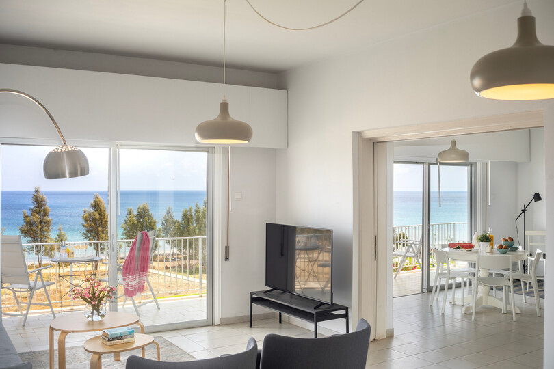 Sodoben apartma H2O v bližini plaže Ayia Triada