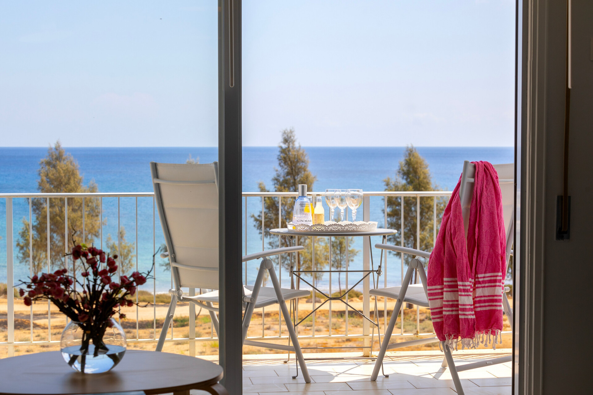 Sodoben apartma H2O v bližini plaže Ayia Triada
