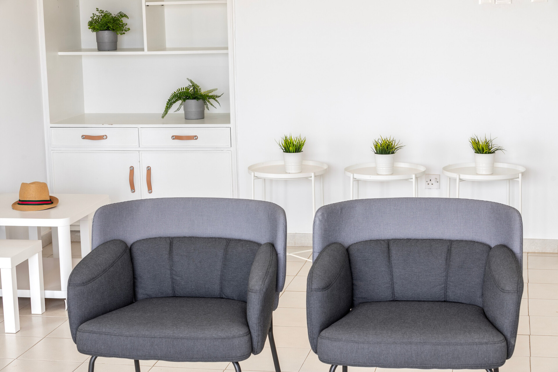 Sodoben apartma H2O v bližini plaže Ayia Triada