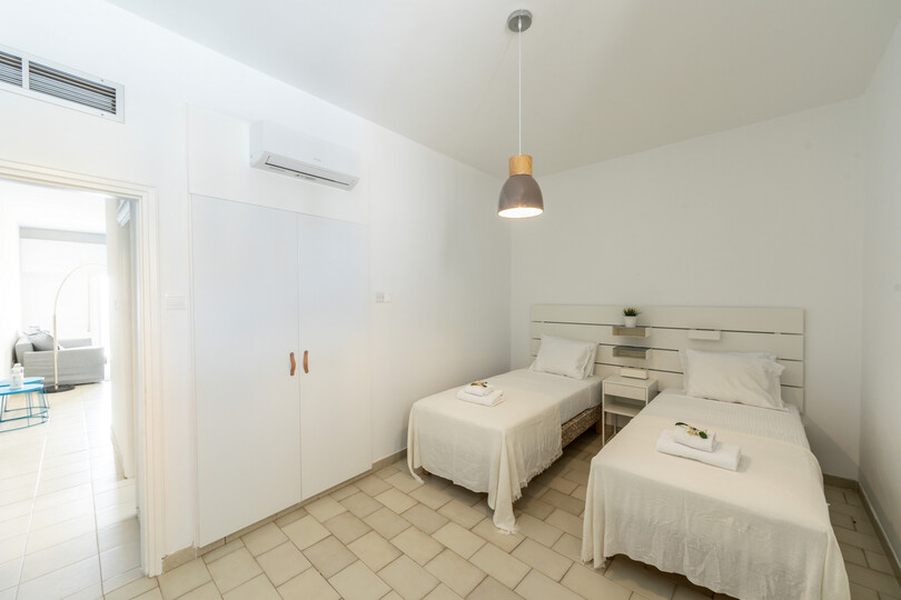 Sodoben apartma H2O v bližini plaže Ayia Triada