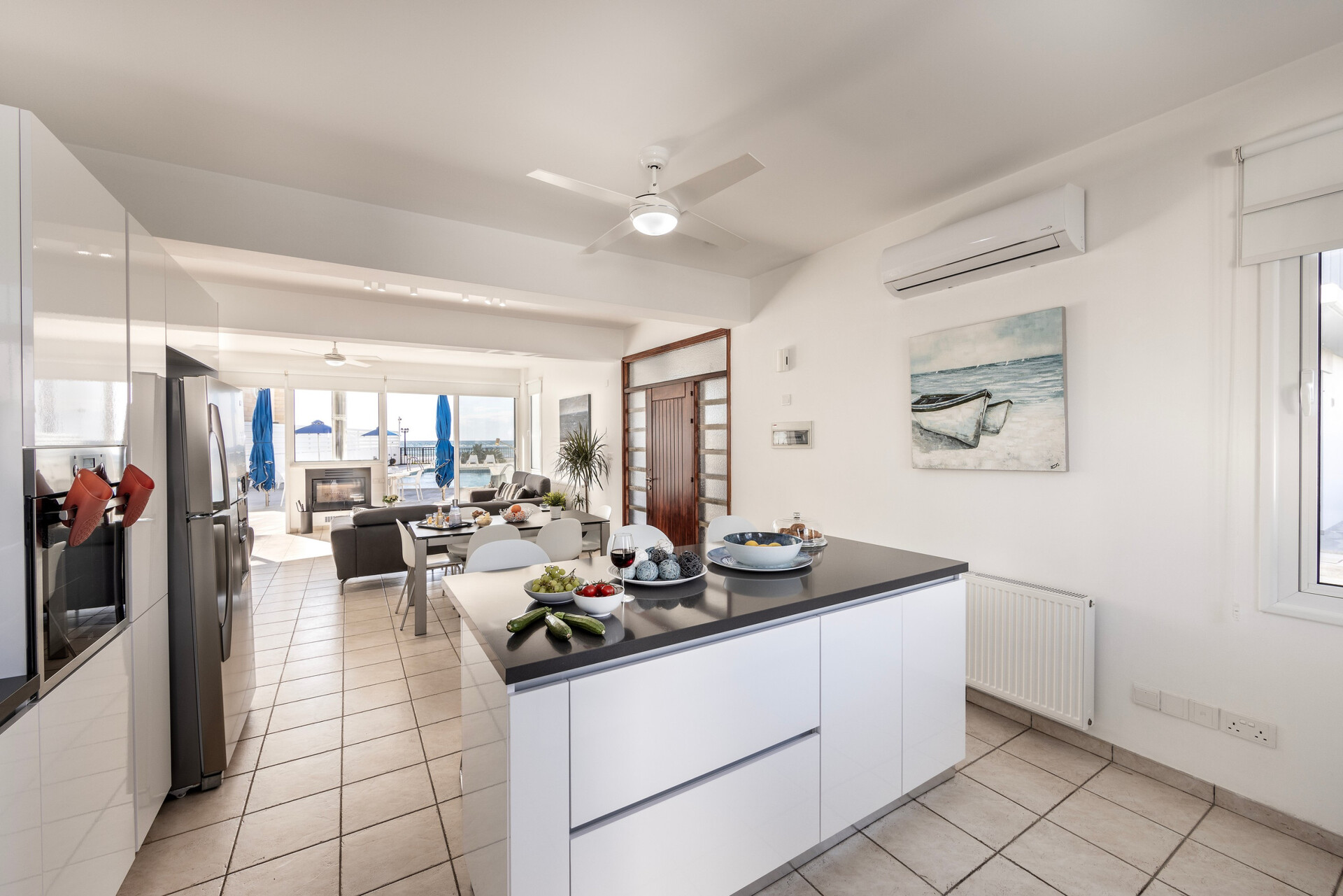 Perivolia Paradise: Vila s 4 spalnicami naprodaj, 1403