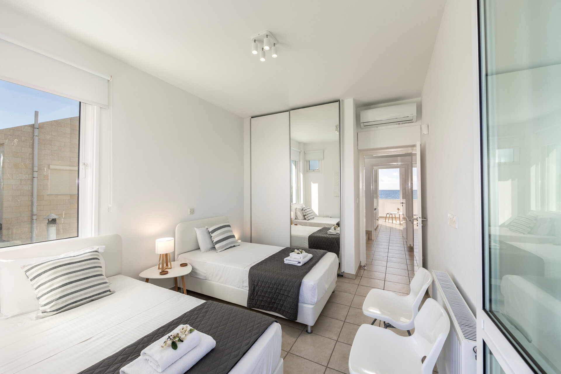 Perivolia Paradise: Vila s 4 spalnicami naprodaj, 1403
