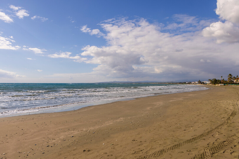 Perivolia Paradise: Vila s 4 spalnicami naprodaj, 1403
